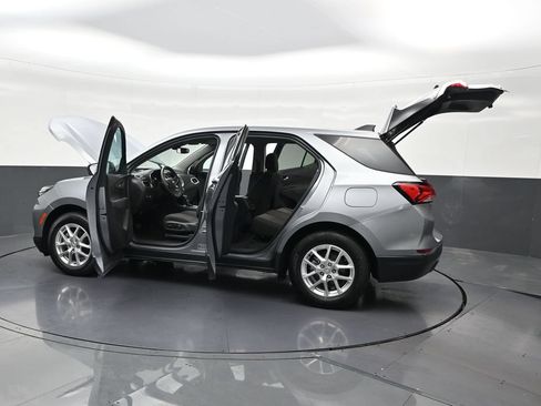Used 2023 Chevrolet Equinox LT FWD image 35