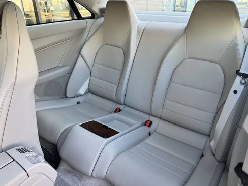Used 2011 Mercedes-Benz E 350 Coupe image 12