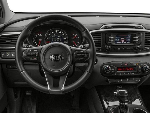 Used 2016 Kia Sorento EX w/ EX Premium Package FWD image 10
