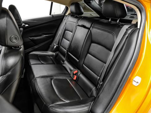 Used 2017 Chevrolet Cruze Premier w/ Enhanced Convenience Package FWD image 36