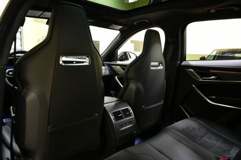 Used 2023 Jaguar F-PACE SVR AWD/4WD image 41