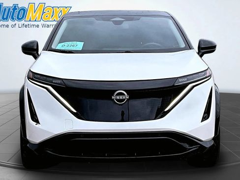 Used 2023 Nissan Ariya FWD image 2
