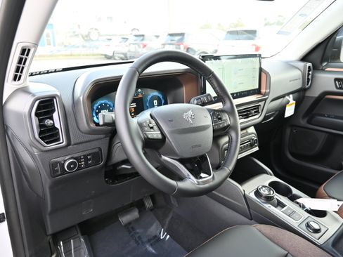 New 2025 Ford Bronco Sport Outer Banks w/ Outer Banks Tech Package+ image 14