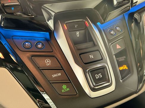 Used 2018 Honda Odyssey Elite image 21