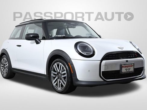 Used 2025 MINI Cooper S image 3