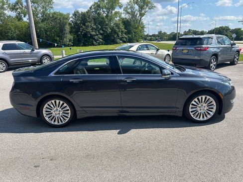 Used 2014 Lincoln MKZ AWD image 4