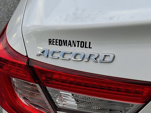 Used 2019 Honda Accord EX image 30