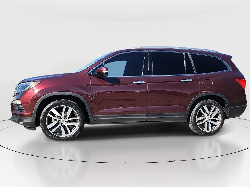 Used 2017 Honda Pilot Touring image 8