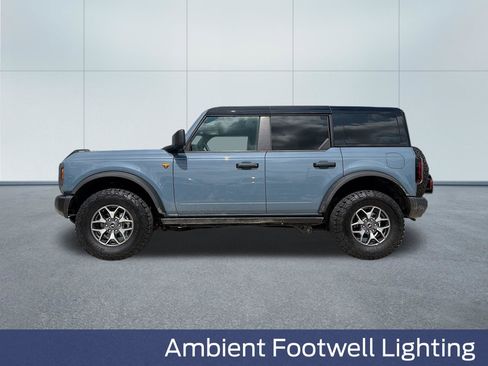 Used 2025 Ford Bronco Badlands AWD/4WD image 12