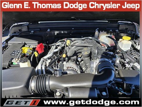 Certified 2023 Jeep Gladiator Willys image 17