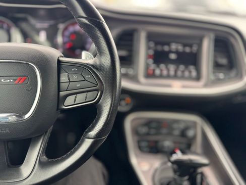 Used 2022 Dodge Challenger GT image 8