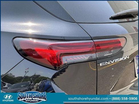 Used 2023 Buick Envision Essence FWD image 11