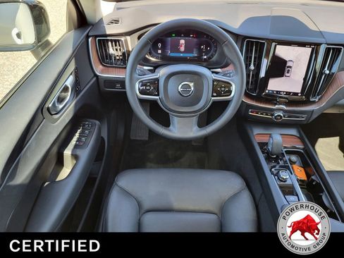 Used 2024 Volvo XC60 B5 Plus AWD/4WD image 20