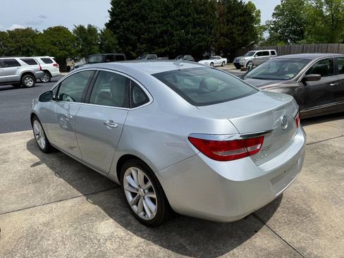 Used 2014 Buick Verano FWD image 2