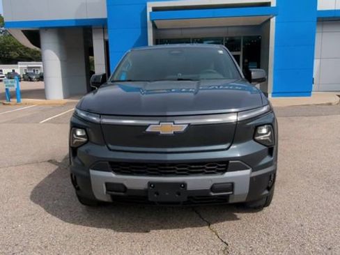 New 2026 Chevrolet Silverado EV LT w/ Premium Package image 3