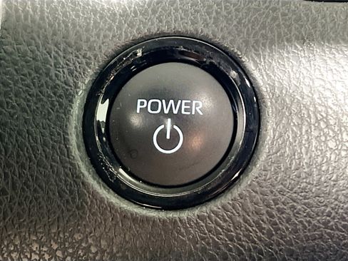 Used 2025 Toyota Camry LE FWD image 24