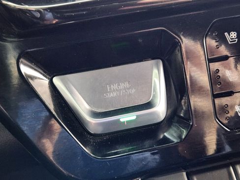 Used 2024 GMC Sierra 2500 AT4 w/ AT4 Premium Plus Package image 26