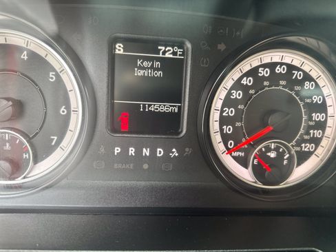 Used 2019 RAM 1500 Classic SLT AWD/4WD image 10