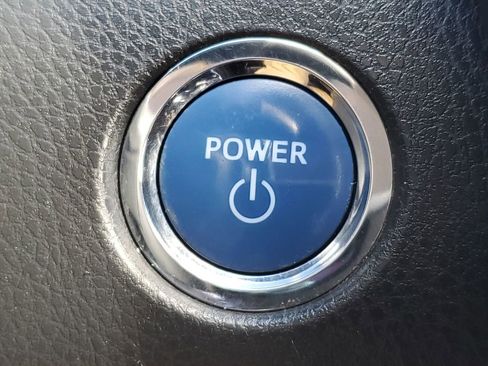 Used 2019 Toyota Camry SE image 37