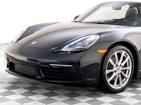 Used 2017 Porsche 718 Boxster image 35