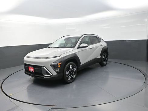 Used 2025 Hyundai Kona SEL AWD/4WD image 33