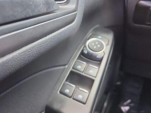 Used 2025 Ford Escape Active image 33