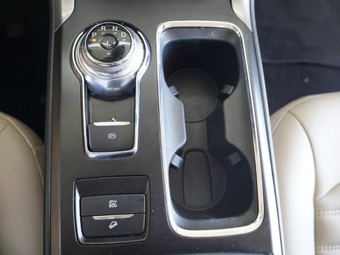 Used 2019 Ford Fusion SEL FWD image 22