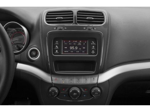 Used 2020 Dodge Journey SE w/ SE Popular Equipment Group image 7