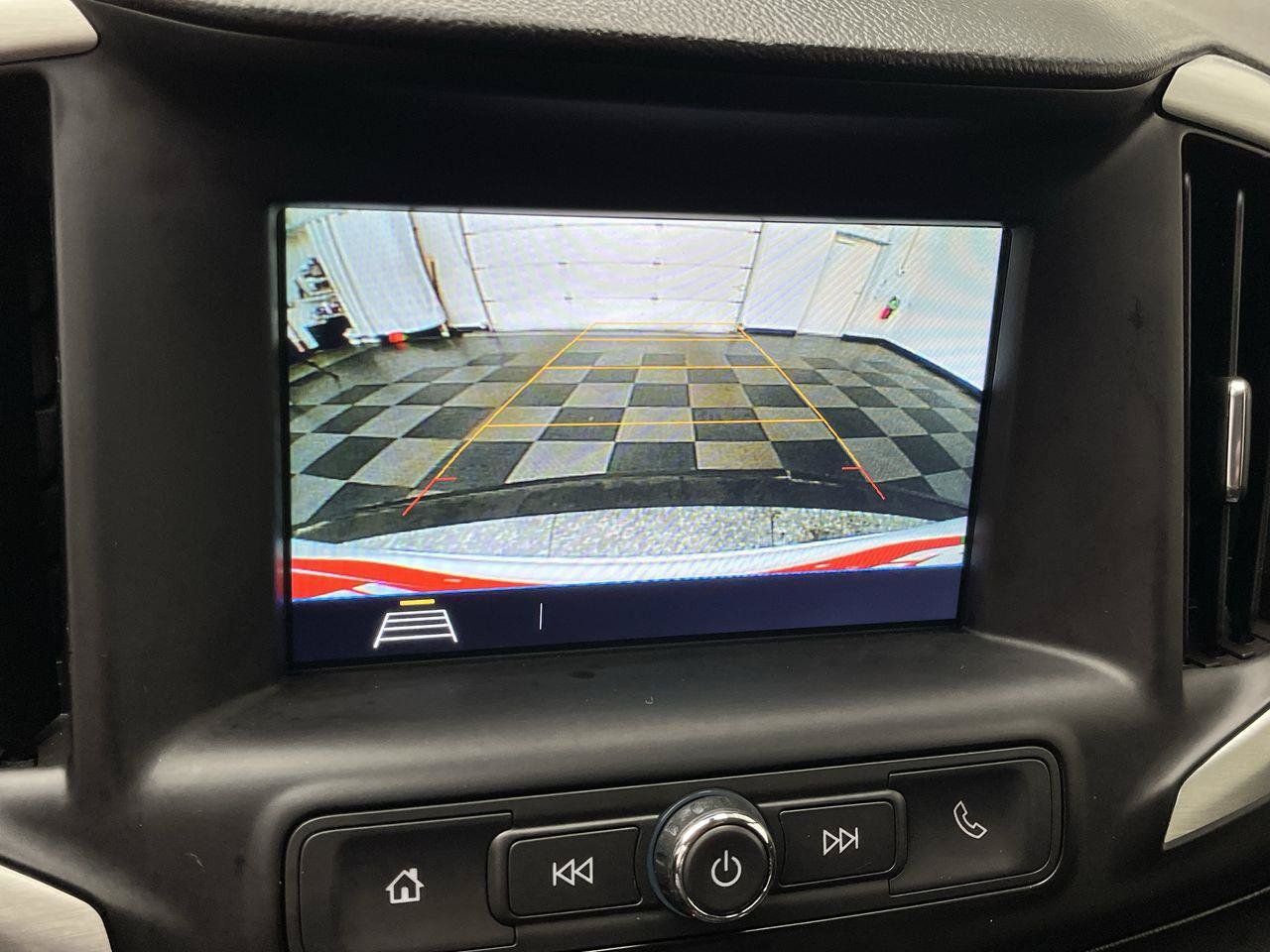 Certified 2018 GMC Terrain SLE w/ Driver Convenience Package FWD image 5