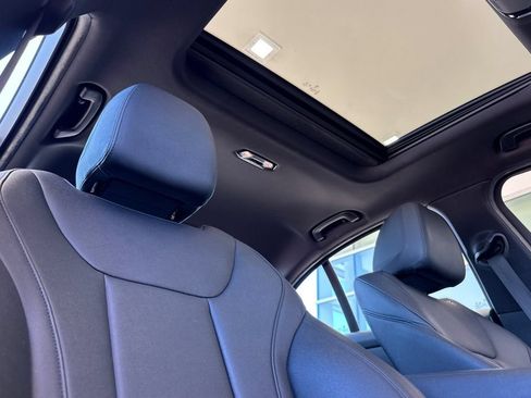 Used 2019 BMW 330i Sedan RWD image 17