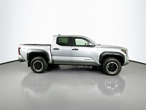 New 2026 Toyota Tacoma TRD Off-Road AWD/4WD image 8