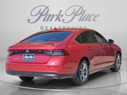 Used 2024 Honda Accord EX image 6
