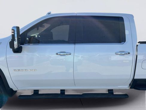 Used 2022 Chevrolet Silverado 2500 LTZ AWD/4WD image 13