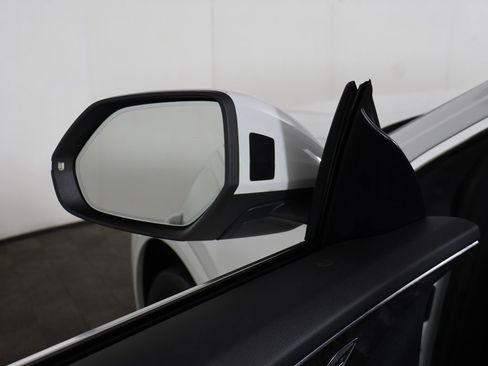 Used 2023 Audi Q8 Premium w/ Convenience Package image 34