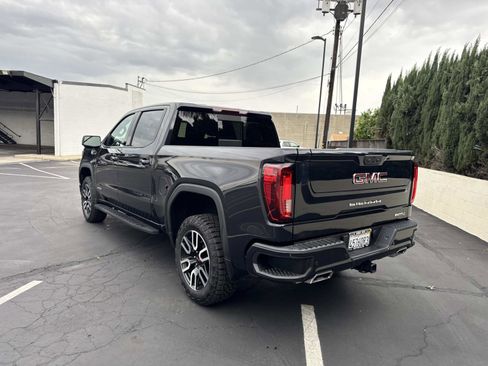Used 2022 GMC Sierra 1500 AT4 w/ AT4 Premium Package image 6