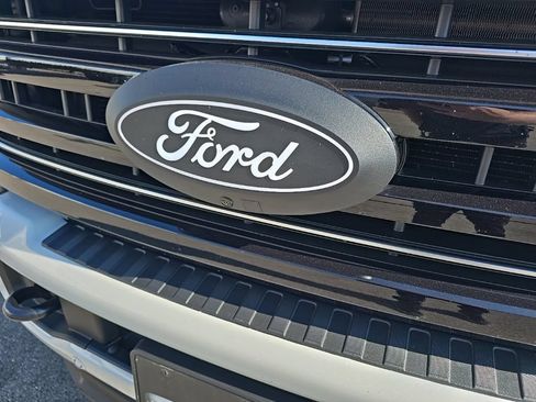 Used 2026 Ford F250 Platinum AWD/4WD image 3