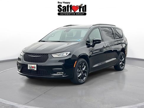 New 2026 Chrysler Pacifica Select w/ S Appearance Package AWD/4WD image 1