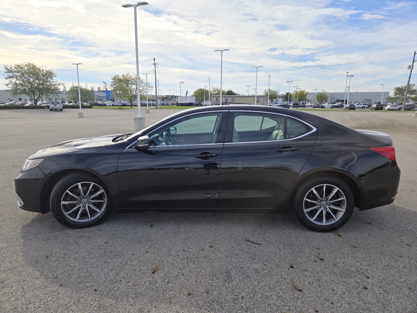 Used 2020 Acura TLX FWD image 13