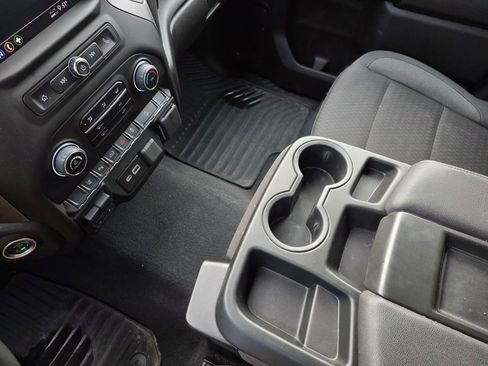 Used 2025 Chevrolet Silverado 2500 Custom w/ Custom Value Package image 19