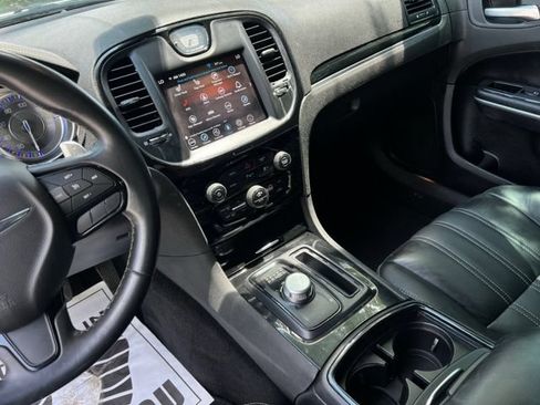 Used 2021 Chrysler 300 S RWD image 34