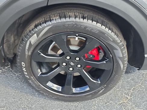 Used 2022 Ford Explorer ST w/ Equipment Group 401A image 7