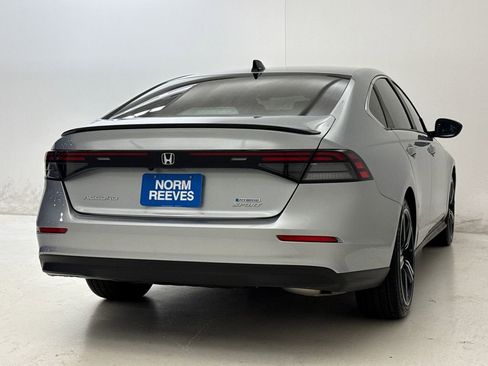 Certified 2025 Honda Accord Sport image 9