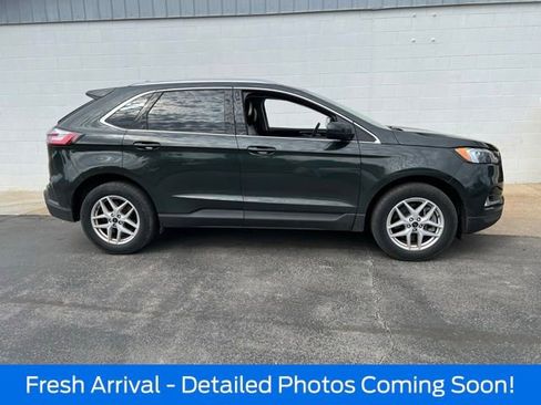 Used 2023 Ford Edge SEL w/ Convenience Package AWD/4WD image 4
