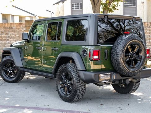 Used 2021 Jeep Wrangler Unlimited Sport image 19