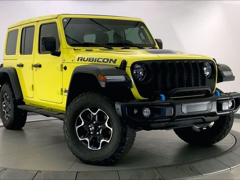 Used 2022 Jeep Wrangler Unlimited Rubicon 4xe w/ Cold Weather Group AWD/4WD image 31