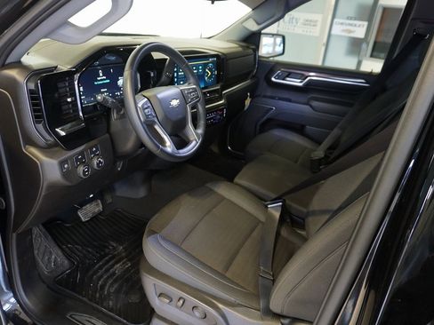 Certified 2024 Chevrolet Silverado 1500 LT image 9