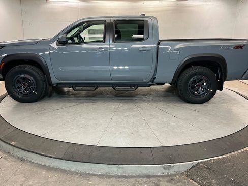 New 2026 Nissan Frontier PRO-4X w/ Pro-4x Convenience Package image 2