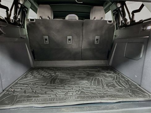 Used 2023 Ford Bronco Badlands image 25