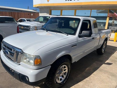 Used 2011 Ford Ranger XLT image 3