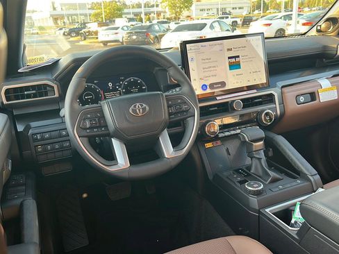 New 2026 Toyota 4Runner Limited image 18